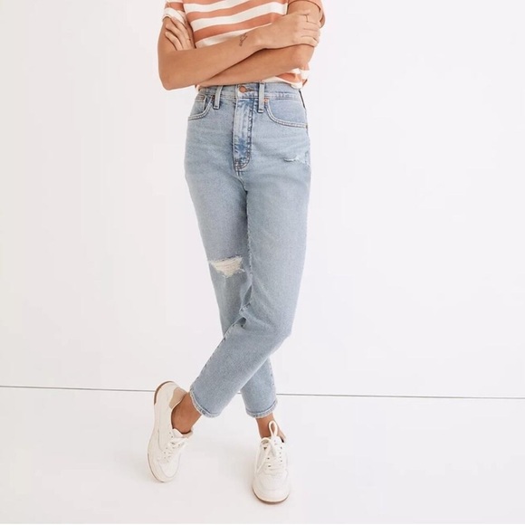 Madewell The Mom Jean Austrey Wash Ripped Edition Size 24 NWT - Picture 1 of 4